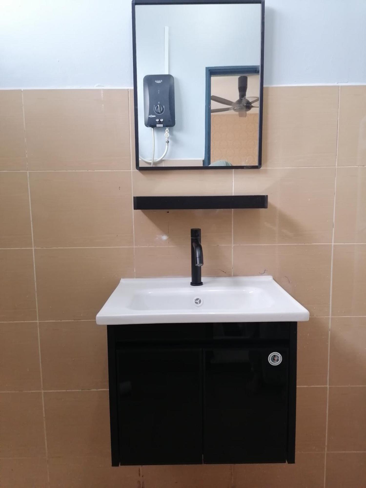 Dkamar Homestay At Desaru, Fully Aircond, Wifi, Coway, Street View 4 Min To Desaru Beach Kangkar Chemaran Zewnętrze zdjęcie
